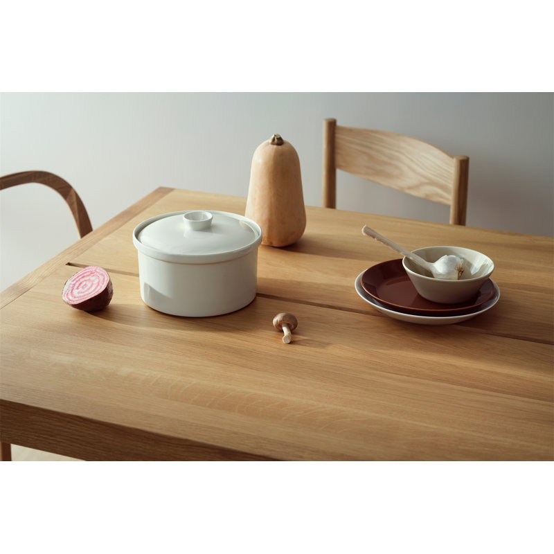 Teema Pot with Lid, 9.41" W, White