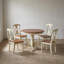 Ensemble de salle à manger rond 5 pièces en placage de bois d'hévéa couleur cerisier babeurre, comprenant 4 chaises
