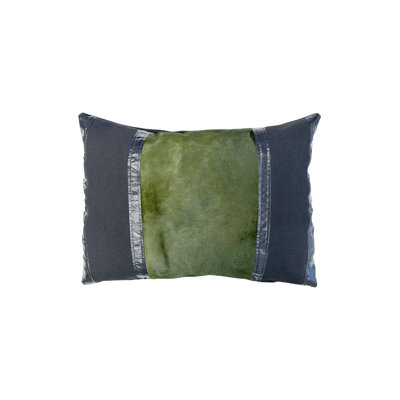 Cuir vert et accents de fourrure
