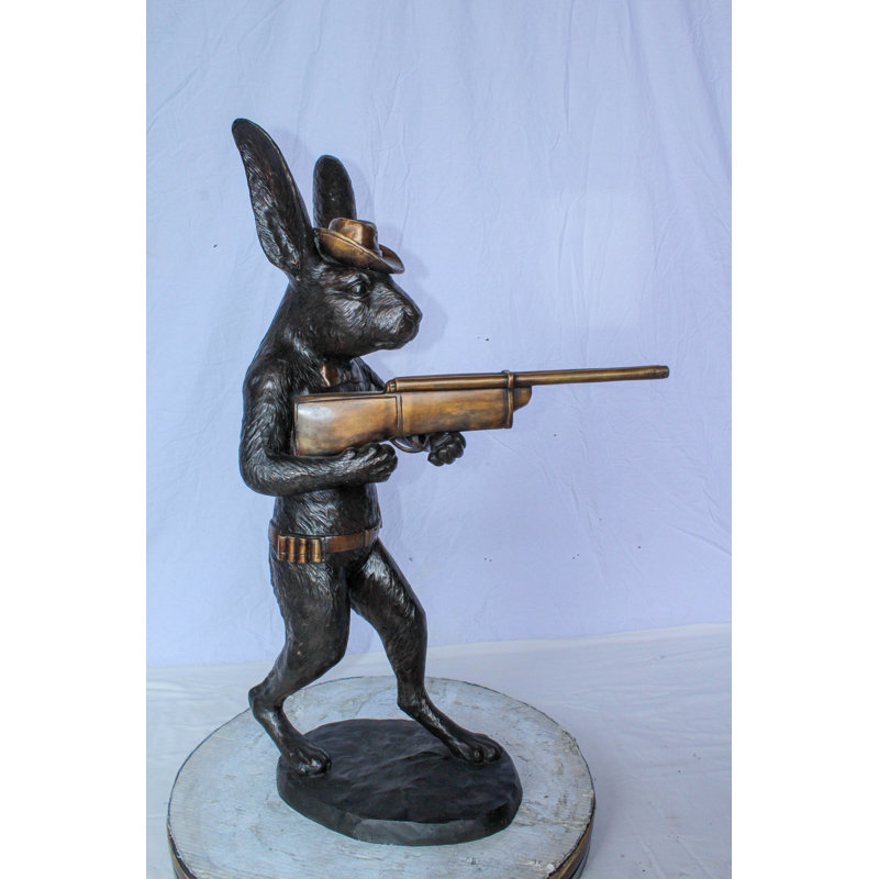 Statue en bronze de carabine tenant un fusil 22 po x 13 po x H 35 po