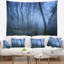 Paysage avec sentier tapissier bleu d'automne-28502203