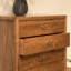 Commode d'appoint en bois massif