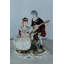 Figurine de couple romantique en porcelaine avec guitare et livre NIFao 11 po x 8 po x H 13 po