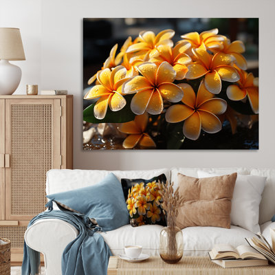 «Yellow Plumeria Tropical Splendor», reproduction sur toile encadrée