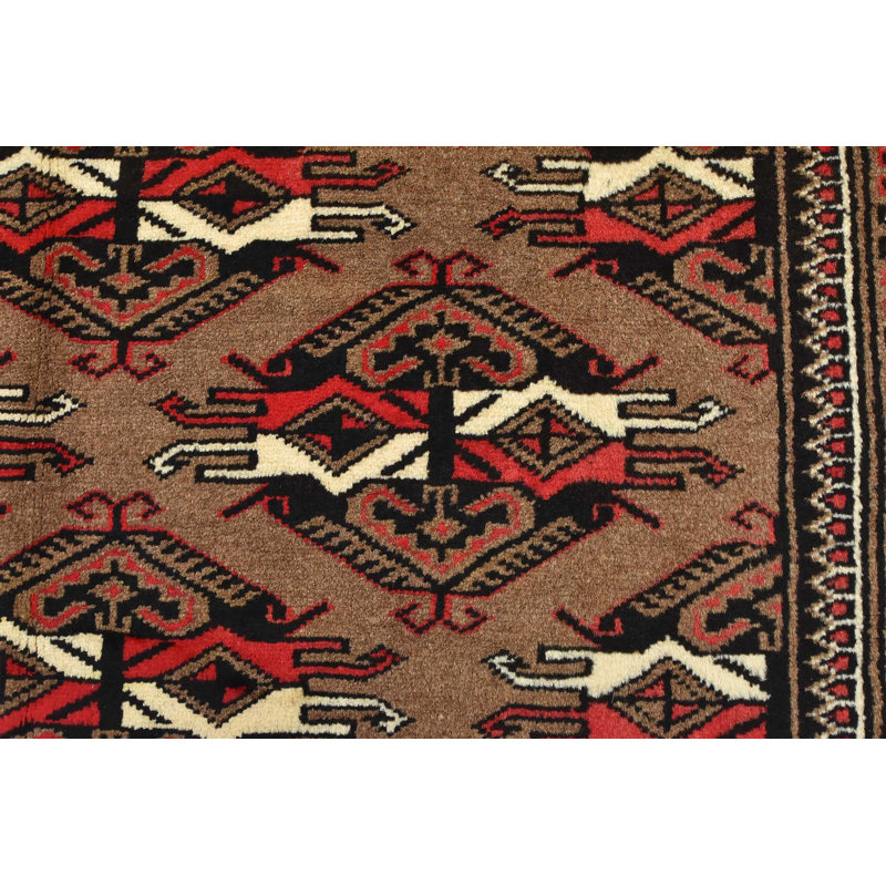 Tapis unique brun de 3 pi 6 po x 5 pi 2 po