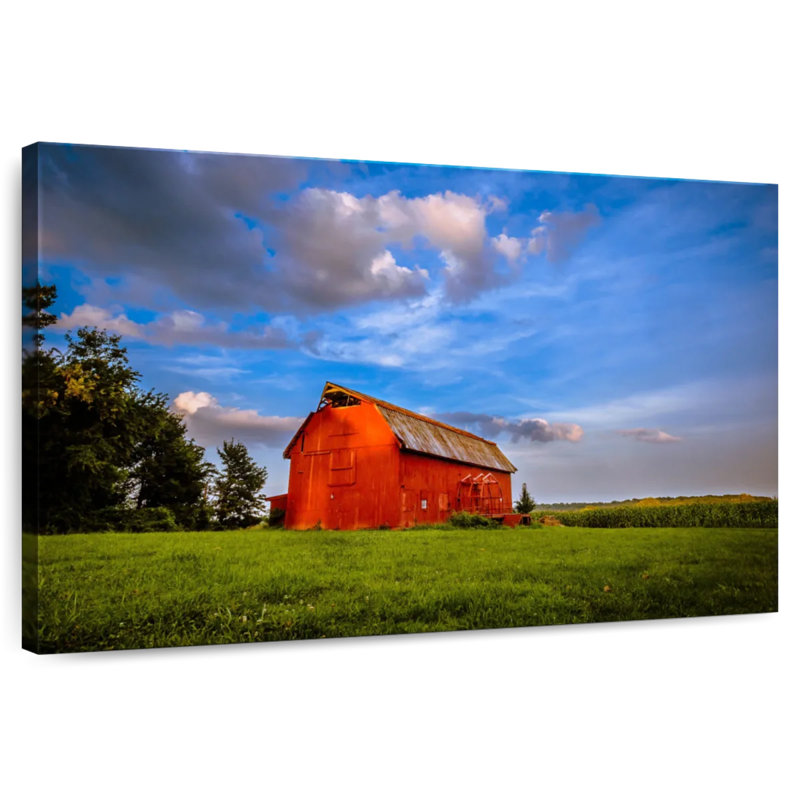 Lilie Barn In The Farm