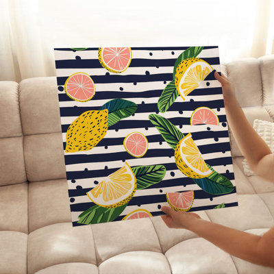 «Food and Kitchen Lemons & Stripes VI», reproduction d'art moderne sans cadre