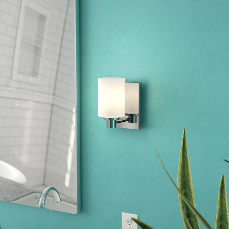 Karlie 1-Light Bath Sconce, Chrome