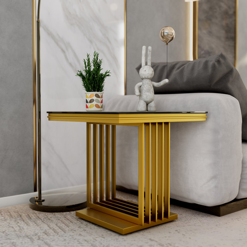 Table de bout en verre avec base à canaux dorés brossés