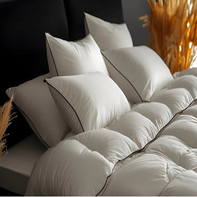 White Bed Pillows Set Of 4 - Soft Queen Pillows 4 Pack Down Alternative Hotel Quality Bed Pillows For Sleeping Soft And Supportive King Size Pillows For Side And Back Sleepers For Living Room Or Bedroom Christmas Gift