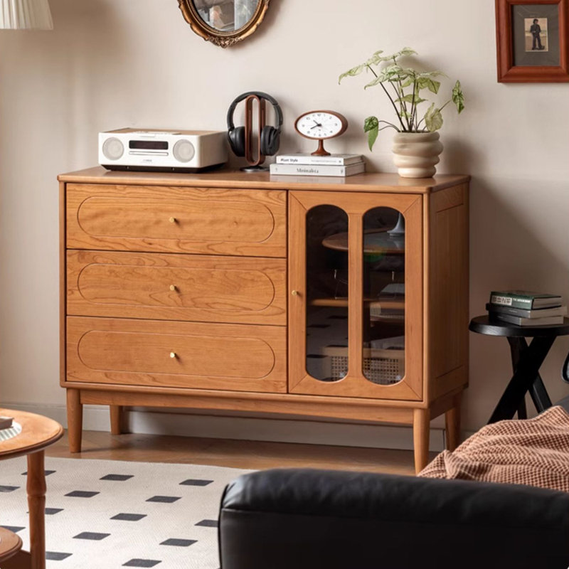 Armoire d'appoint en bois de cerisier rétro