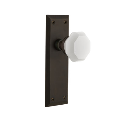 New York Plate with Waldorf White Milk Knob