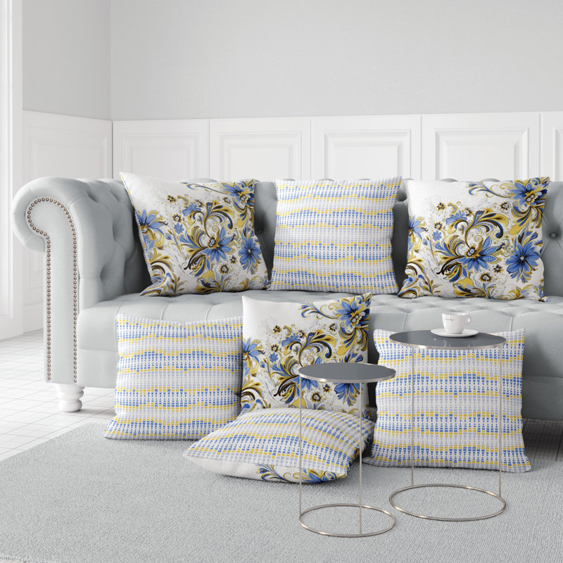 Coussin Wild Flora, H 18 po x l 18 po, Floral bleu / jaune