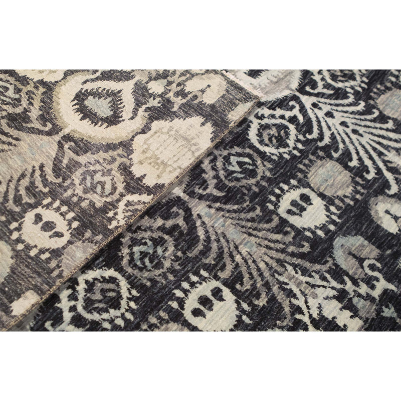 Tapis ivoire et multicolore noué à la main de haute qualité