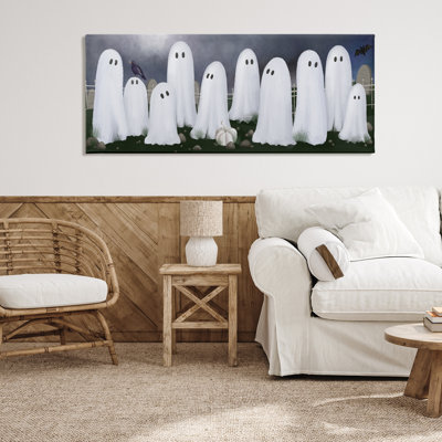 Fantômes dans une toile de cimetière, design par Jennifer Stith