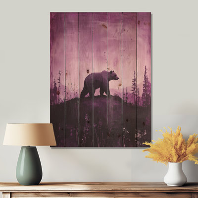 Ours au crépuscule dans la forêt II - Art mural en bois d'ours - sur bois de pin naturel