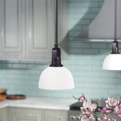 Luminaire suspendu en forme de dôme 1 lumière Abernathy
