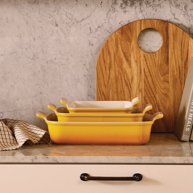 Le Creuset Stoneware Heritage Rectangular Dish, 26cm/2.4L, Nectar