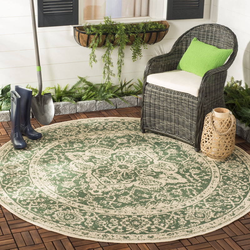 Danya Oriental Green/Cream Indoor/Outdoor Area Rug, Round 4'