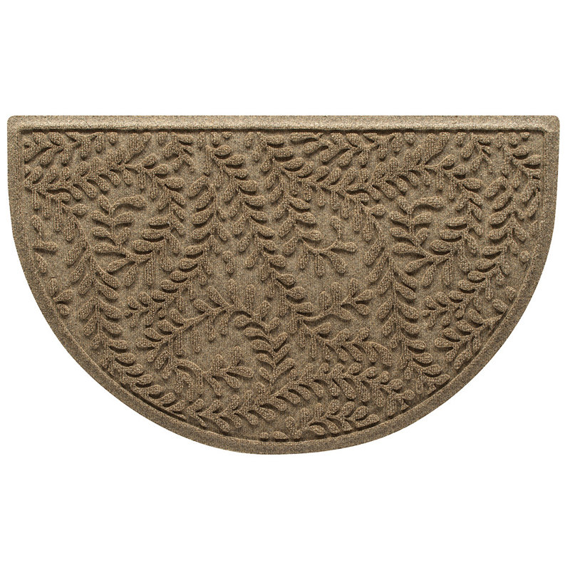 Paillasson intérieur semi-rond 24 po x 39 po WaterHog Boxwood, Chameau