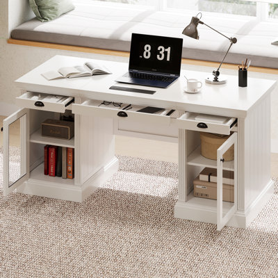 Bureau moderne blanc de 67 po avec 2 portes en verre, 3 tiroirs, des ports et des tablettes réglables pour l'énigme du bureau à domicile