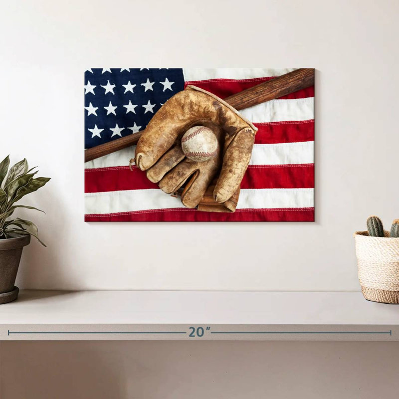 Baseball patriotique Sireci, H 8 po x l 12 po