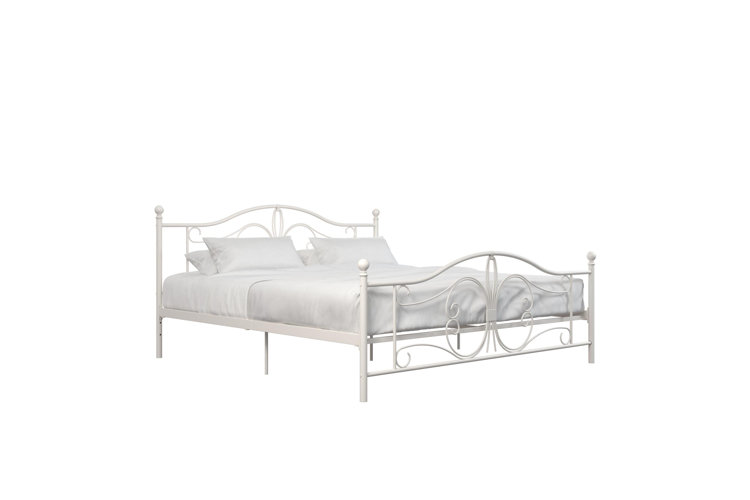 Pattonsburg Platform Bed