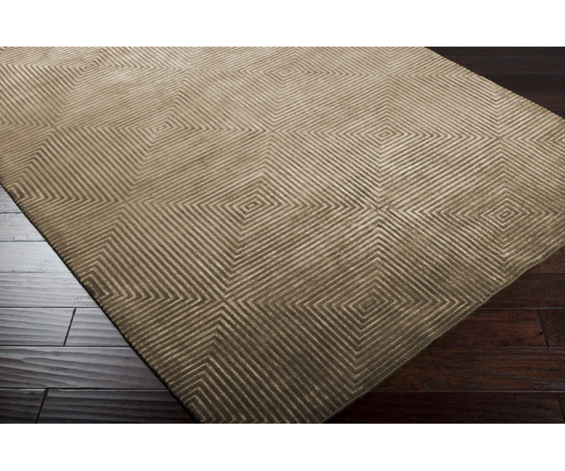 Tapis olive / beige en laine noué à la main à motif géométrique Elora, Rectangle 5 pi x 8 pi