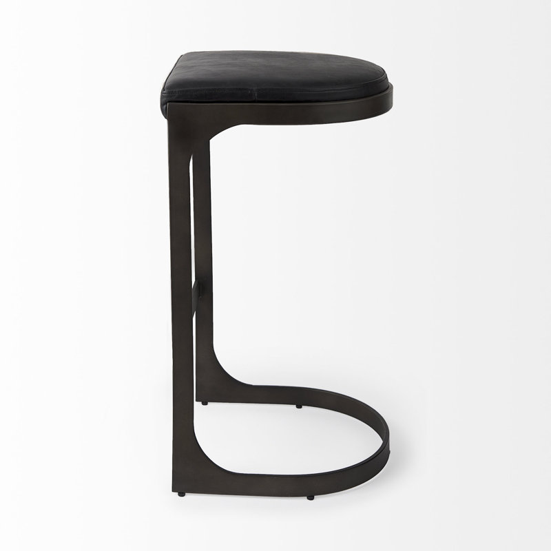 Chaise de bar 29 po en cuir noir et métal, Noir, Tabouret de bar (assise à une hauteur de 31,25 po