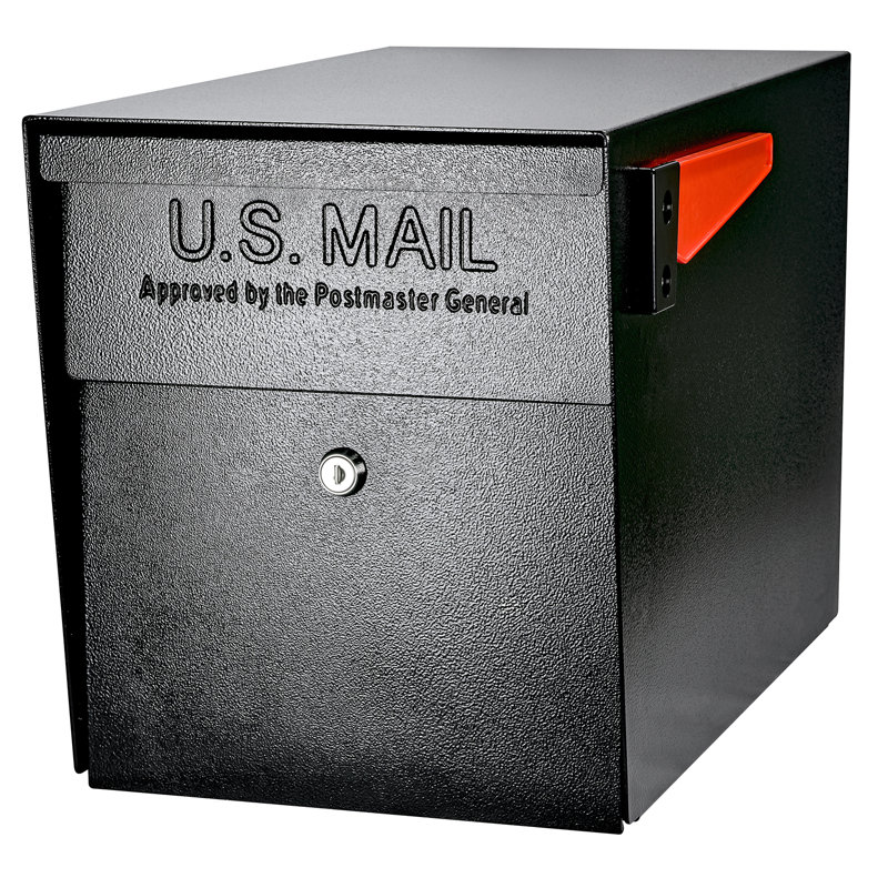 Locking Post Mounted Mailbox, Black