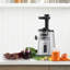 Extracteur de jus vertical à mastication compacte Omega Cold Press 365, en argent