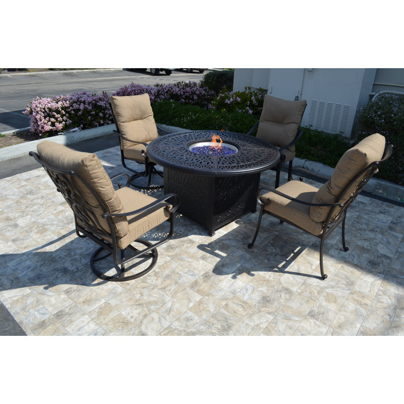 Poulsbo 4 - Person Patio Conversation Set with Cushions