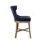 Tabouret de bar pivotant - Revêtement bleu marine, pieds en bois massif, capacité de 136 kg, un charme intemporel et élégant.