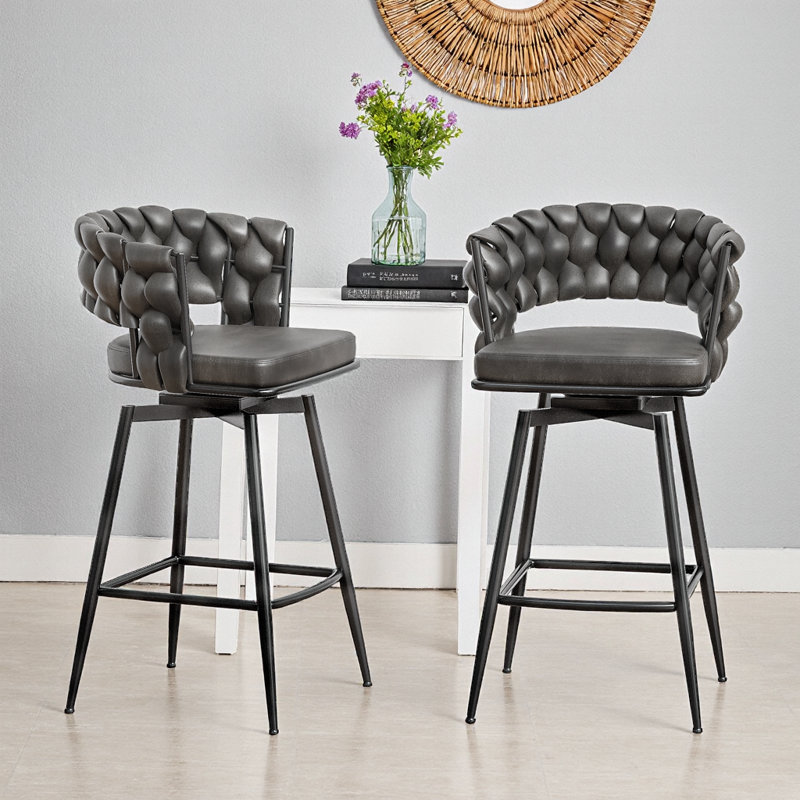 Ensemble de 2 tabourets de bar 28 po en cuir technique brun clair - structure en métal noir avec pivot à 360 ° et repose-pieds