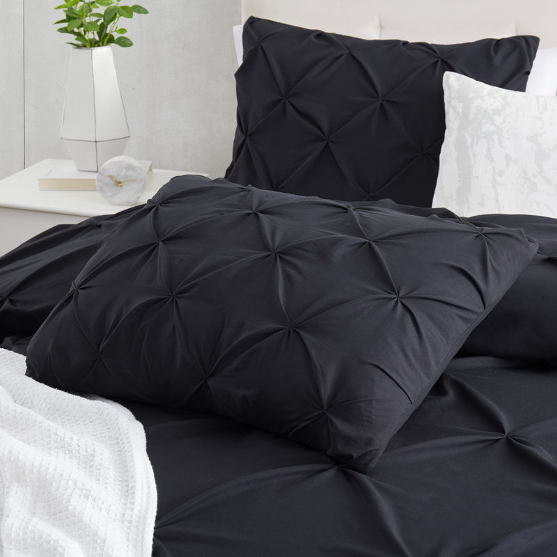 Comforter, Twin Comforter + 1 Standard Sham, Black