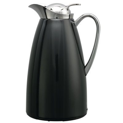 Vacuum Insulated 33.8 oz. Pitcher