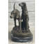 Figurines et sculptures