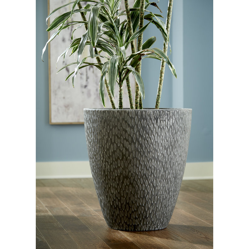Griswold Resin Pot Planter