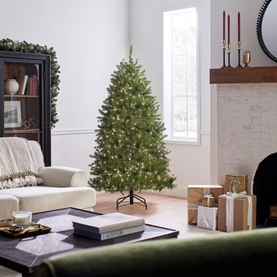Dunhill Fir Artificial Spruce Christmas Tree