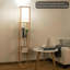 Lampe sur pied en bois 62,99 "avec tablettes, abat-jour en tissu pour salon, chambre à coucher et chez l'habitant