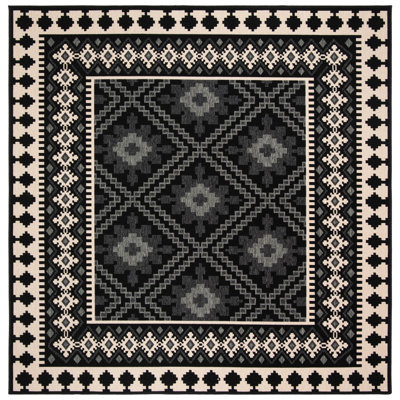 Tillis Southwestern Indoor/Outdoor Area Rug