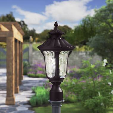 SOLUS 6 ft. Bronze Outdoor Lamp Post Traditional Ground Light Pole with  Cross Arm and Grounded Convenience Outlet SM6-C320STV-BZ - The Home Depot