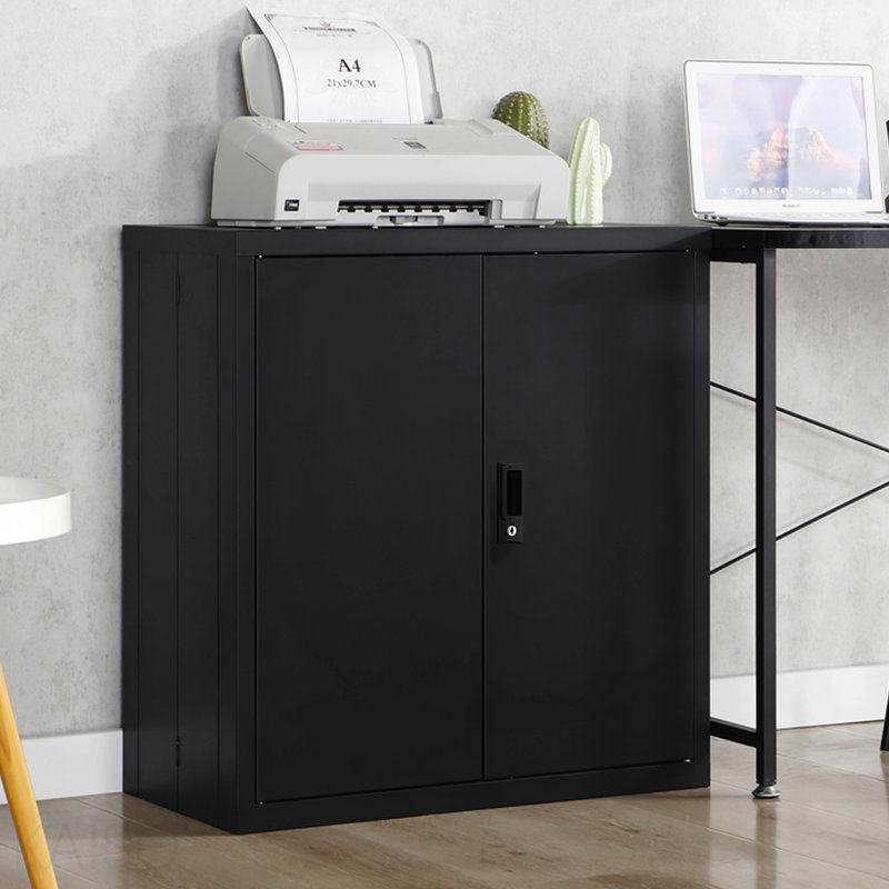Armoire de rangement avec casiers de rangement et serrures de porte