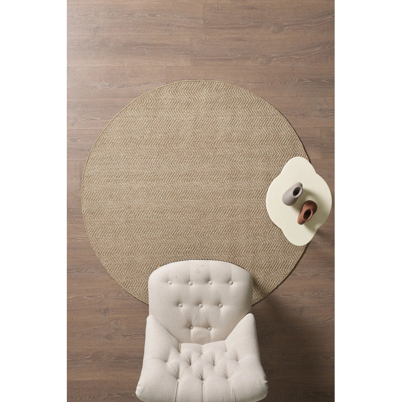 Moquette, Rond 6 pi 7 po