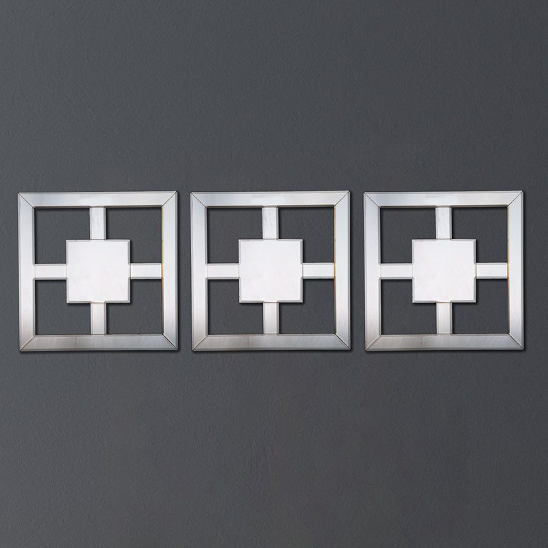 Square Mirrored Wall Décor