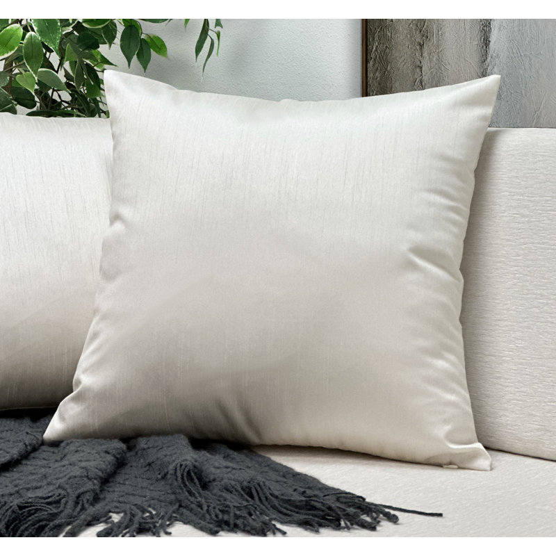 Taies d'oreiller carrées en fausse soie, 61 x 61 cm, ivoire (lot de 2), Ivoire ivoire