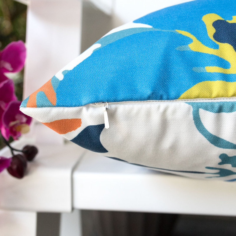 Sheryl Indoor/Outdoor Throw Pilow