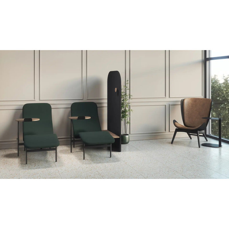 Avalon Chaise Lounge With Swivel Table, European Beech, Forest