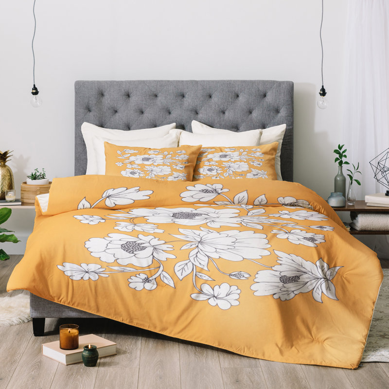 Farmhouse / Country Polyester Floral Comforter, Queen Comforter + 2 Standard Pillowcases