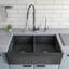 Distributeur de savon carré moderne-25300977